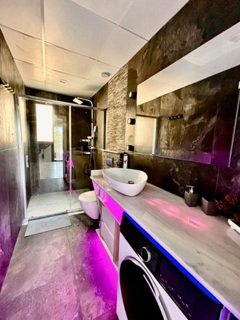 Vila Lova- Luxury Apartments Roquetas de Mar Ngoại thất bức ảnh
